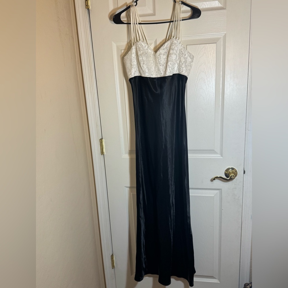 All That Jazz Floor Length Black Formal Prom Dress Size 7/8 Zip Y2K 90’s